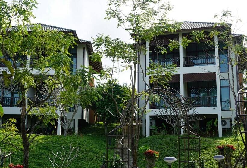 Bansaeo Garden And Resort