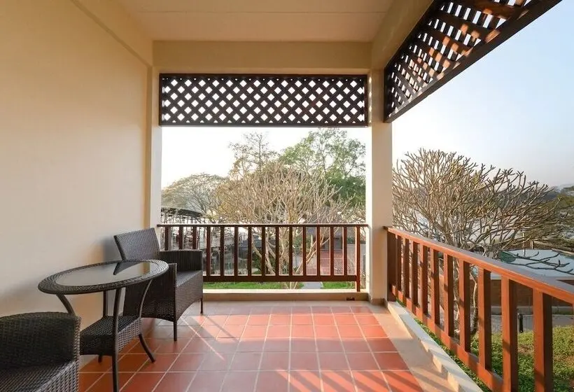 Bansaeo Garden And Resort