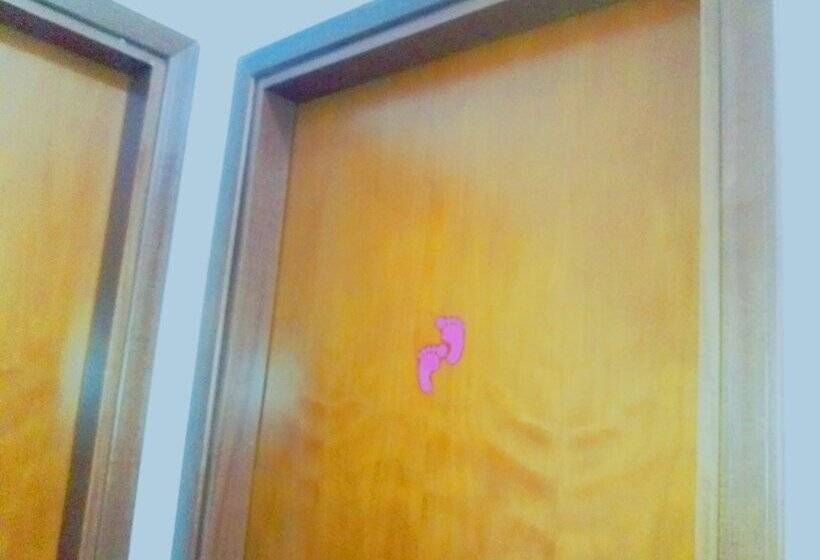 تختخواب و صبحانه 600 Passi Dalla Reggia