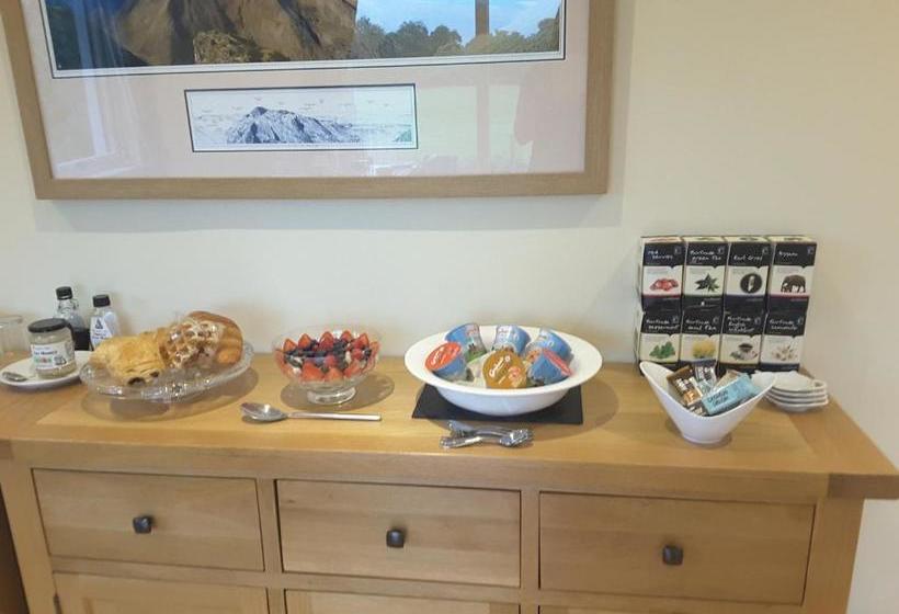 Highwinds Bed & Breakfast