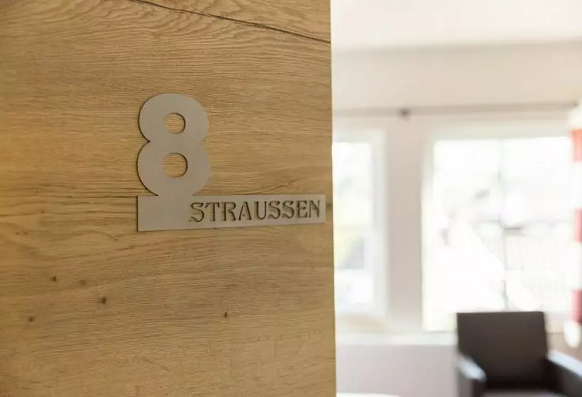 Hotelli Restaurant Straussen