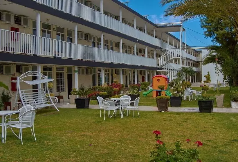 هتل Del Alba Inn & Suites