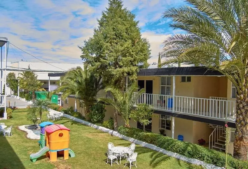 هتل Del Alba Inn & Suites