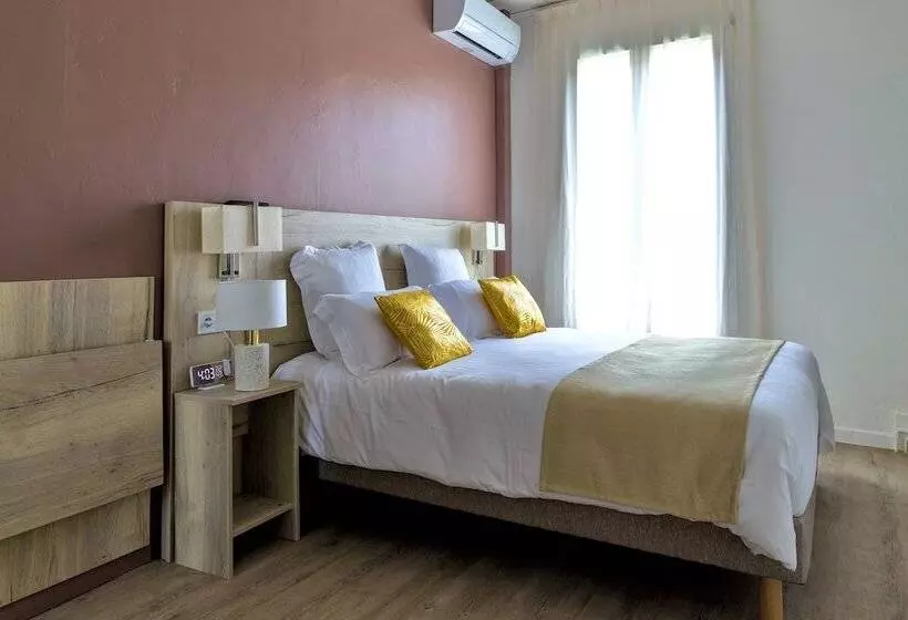 ホテル Hôtel Du Golfe Sete Balaruc