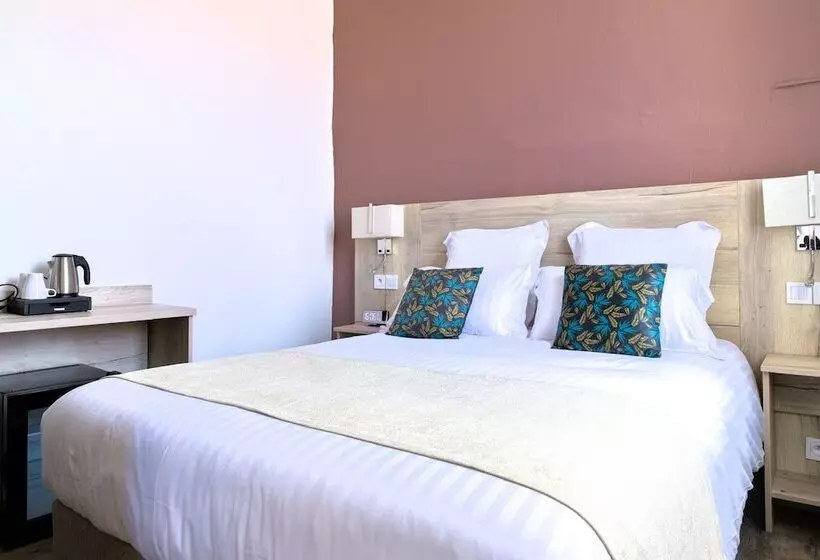 ホテル Hôtel Du Golfe Sete Balaruc