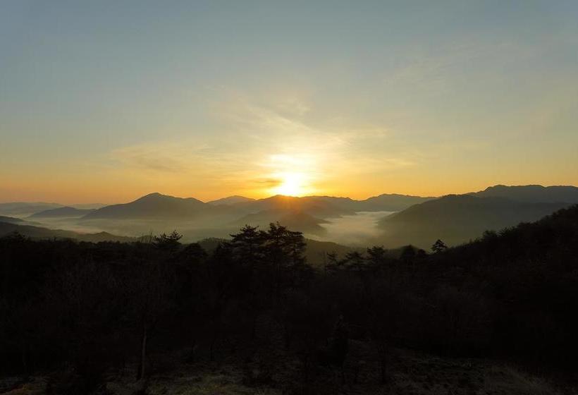 בית מלון כפרי Terrace Resort Asago