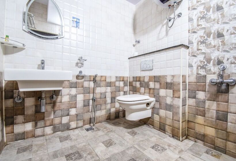 Fabhotel Frazer Suites   Nr Bangalore Cantt Railway Station