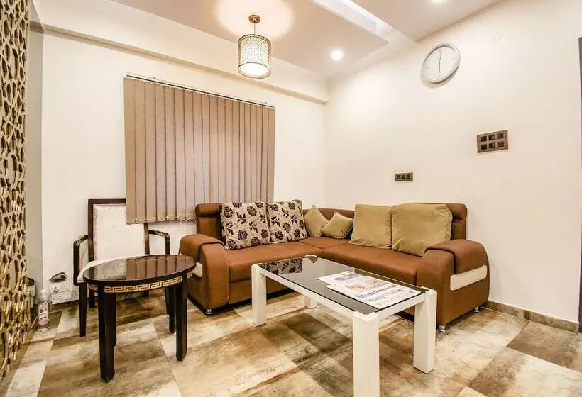 Fabhotel Frazer Suites Nr Bangalore Cantt Railway Station