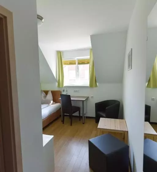 Hotel Garnilo