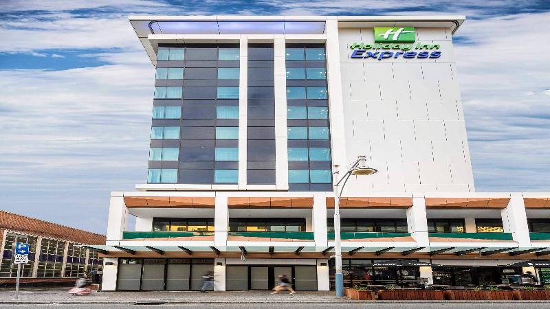 ホテル Holiday Inn Express Adelaide City Centre, An Ihg