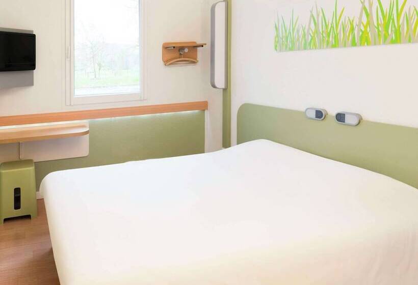 Отель Ibis Budget Lons Le Saunier