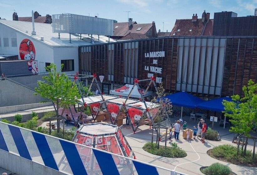 Отель Ibis Budget Lons Le Saunier