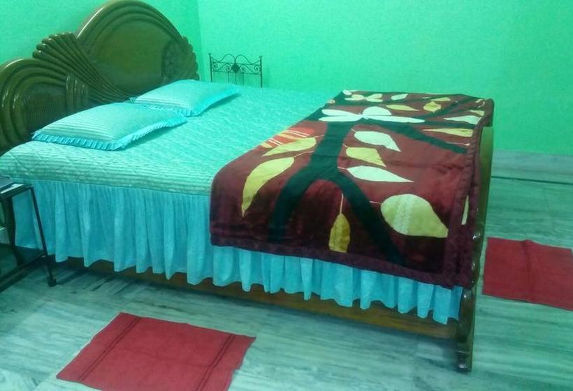 호텔 Binapani  & Restaurant