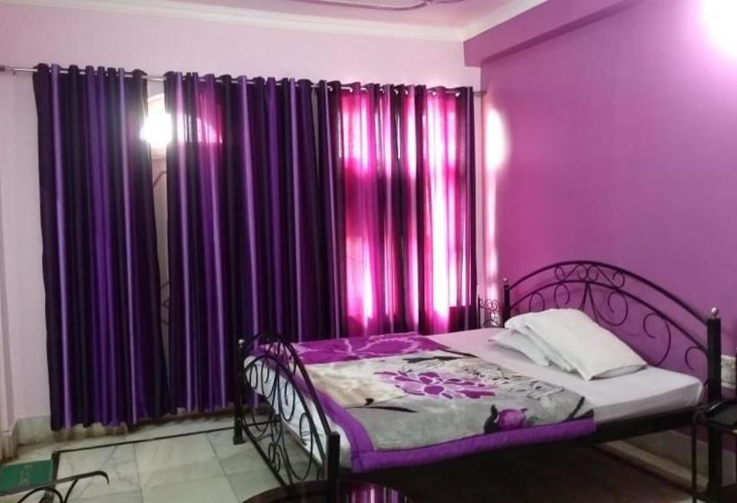 호텔 Binapani  & Restaurant