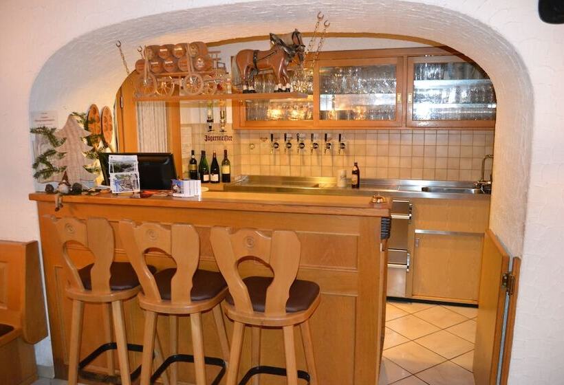 فندق Restaurant Straussen