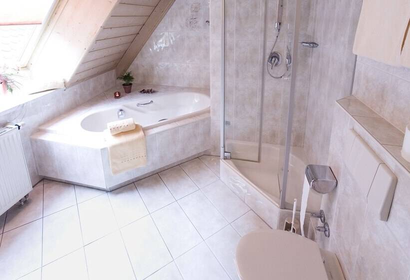 فندق Restaurant Straussen