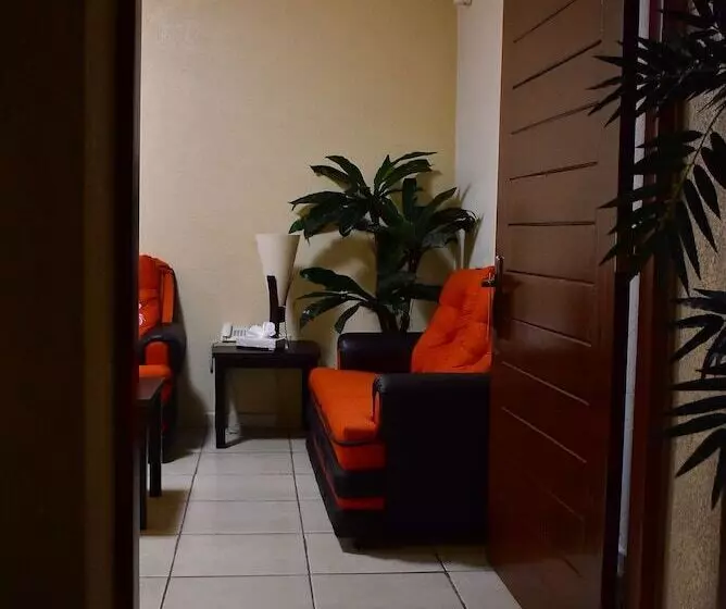 ホテル Suite Azomali