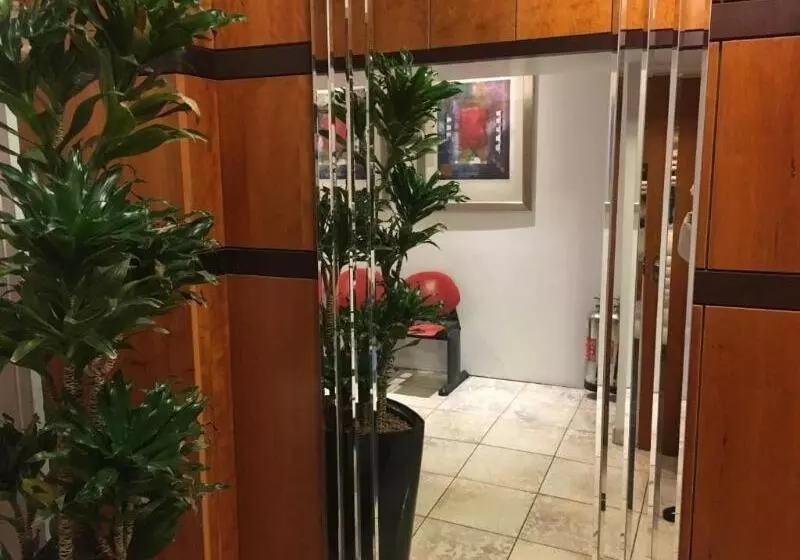 Hotel The Penta