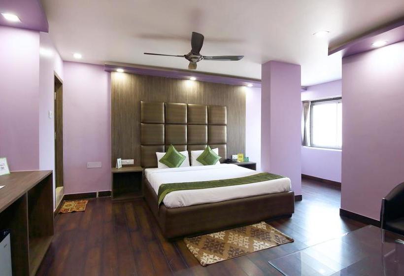 בית מלון כפרי Treebo Crystal Studio