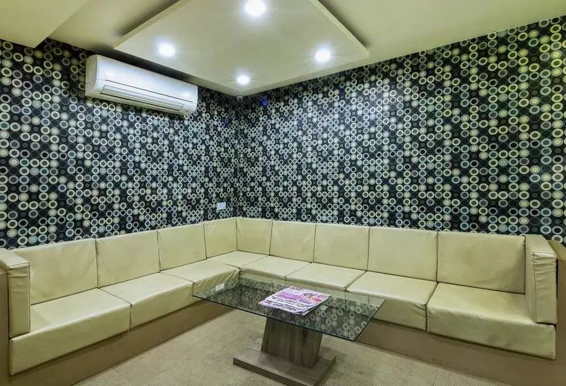 Hôtel Treebo Crystal Studio