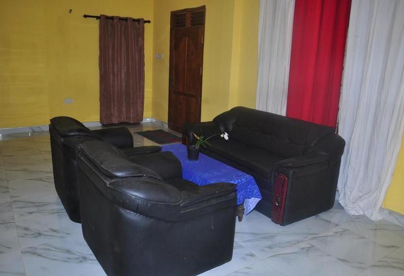 Lomakeskus Nature Park Udawalawe