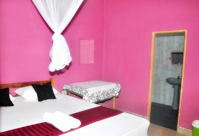 Lomakeskus Nature Park Udawalawe