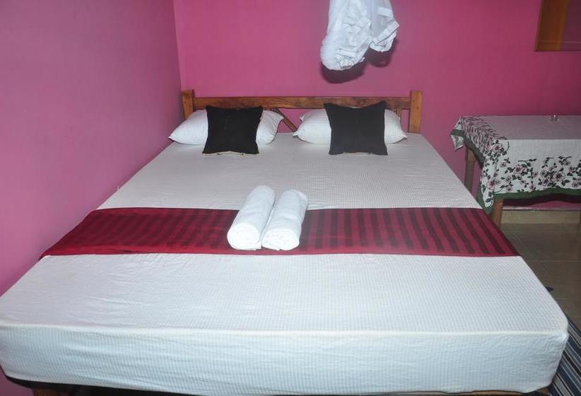 Lomakeskus Nature Park Udawalawe