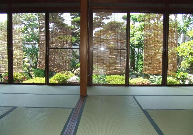 Ryokan Ginsuikaku