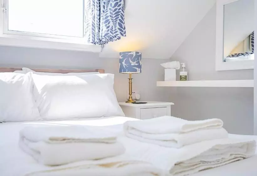 Aamiaismajoitus (B&B) Cragwood Guesthouse