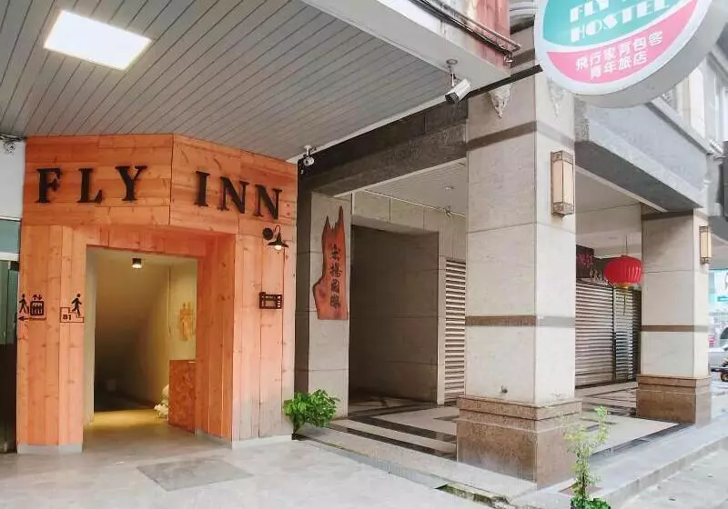 Flyinn Hostel