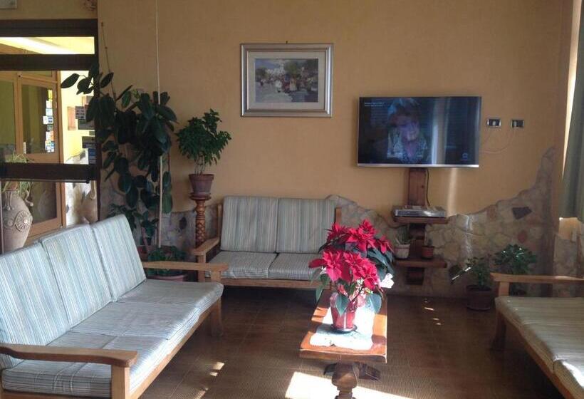 ホテル Albergo Ristorante Bar Federico