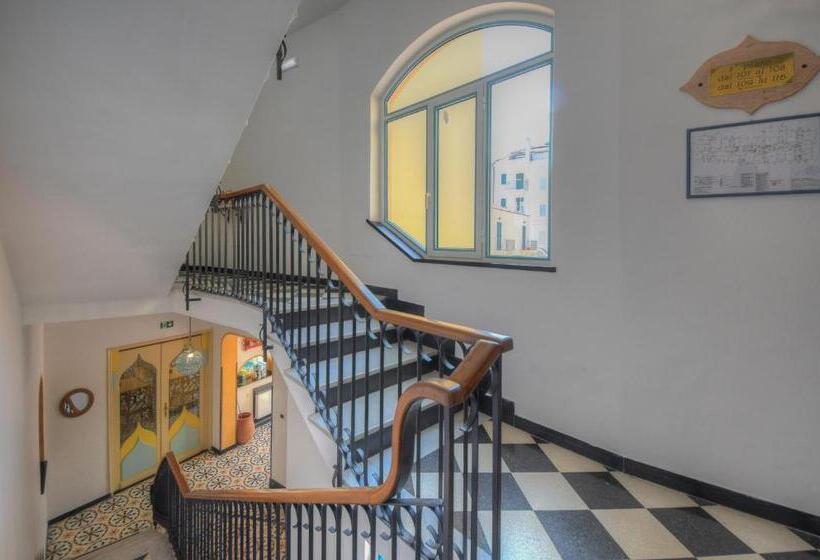 בית מלון כפרי Arabesque