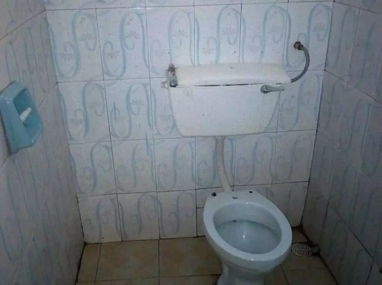 هتل Batian Grand