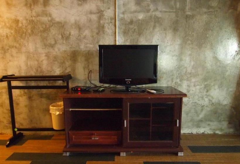 Hôtel Crescent Bay Resort