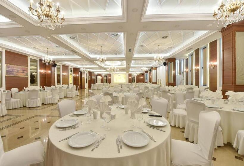 فندق Golden Ring Resort