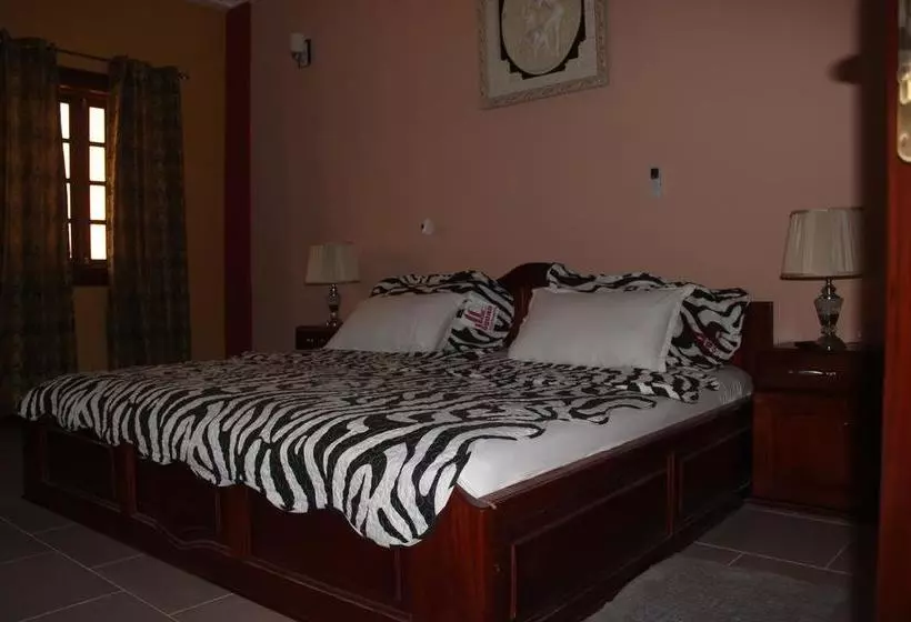 ホテル Oguaa Apartments & Lodging