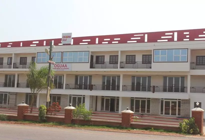ホテル Oguaa Apartments & Lodging