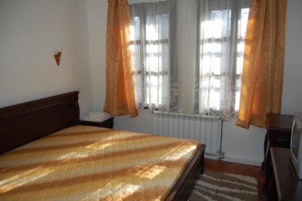 ホテル Trevnenski Kat