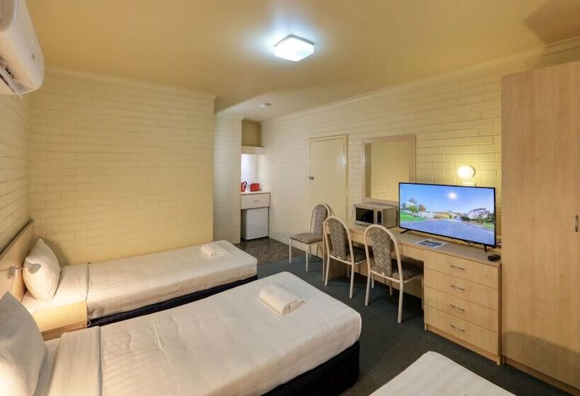 Motel Junee Motor Inn