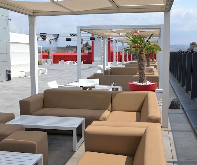 فندق & Spa Ciudad De Binéfar