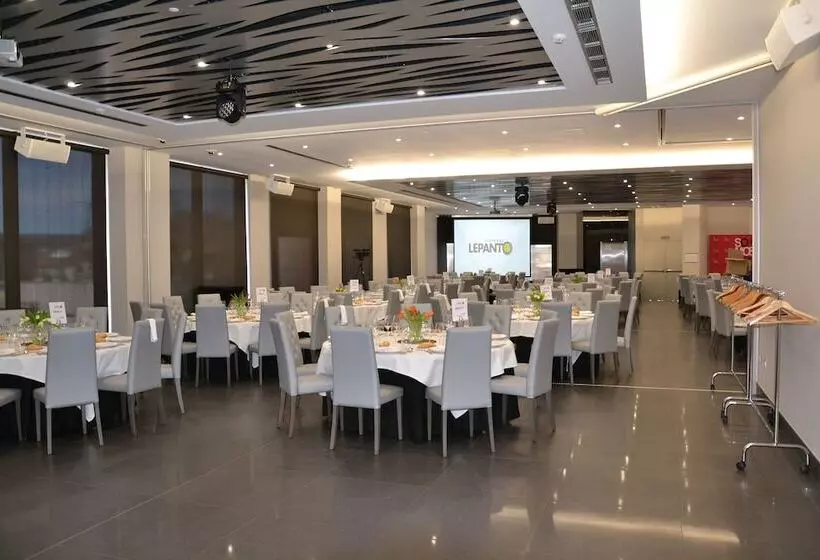 Hotelli & Spa Ciudad De Binéfar