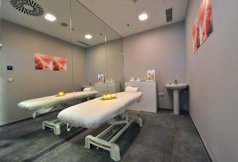 فندق & Spa Ciudad De Binéfar