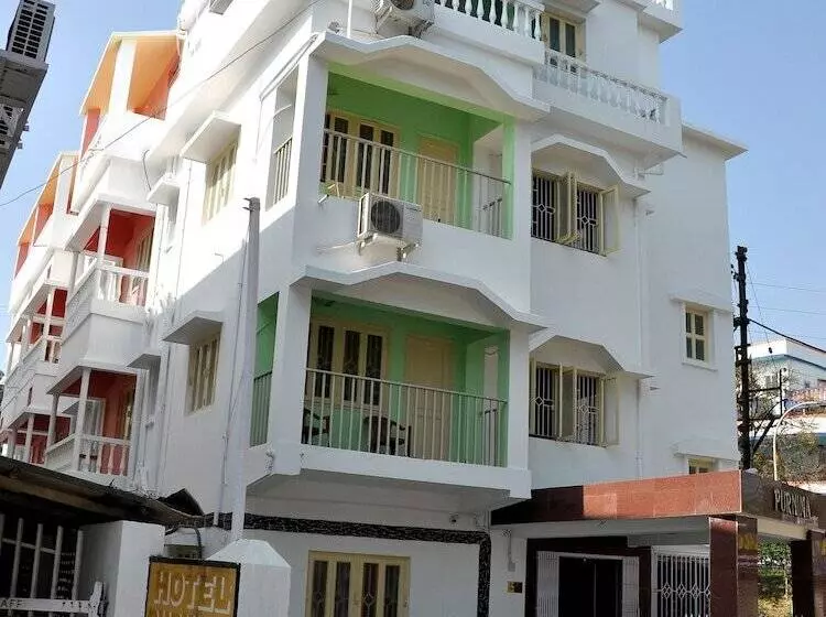 Hotelli Purnima