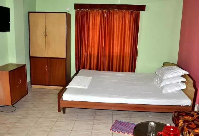 Hotelli Purnima