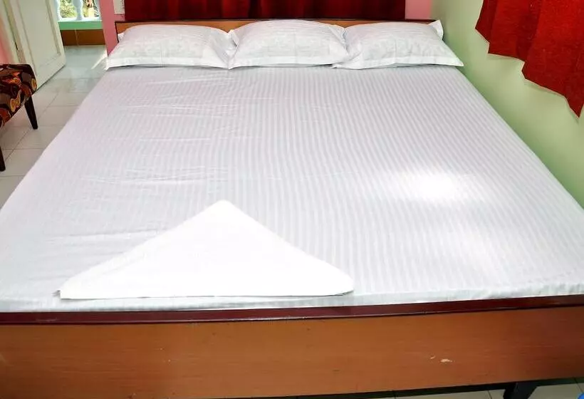 Hotelli Purnima