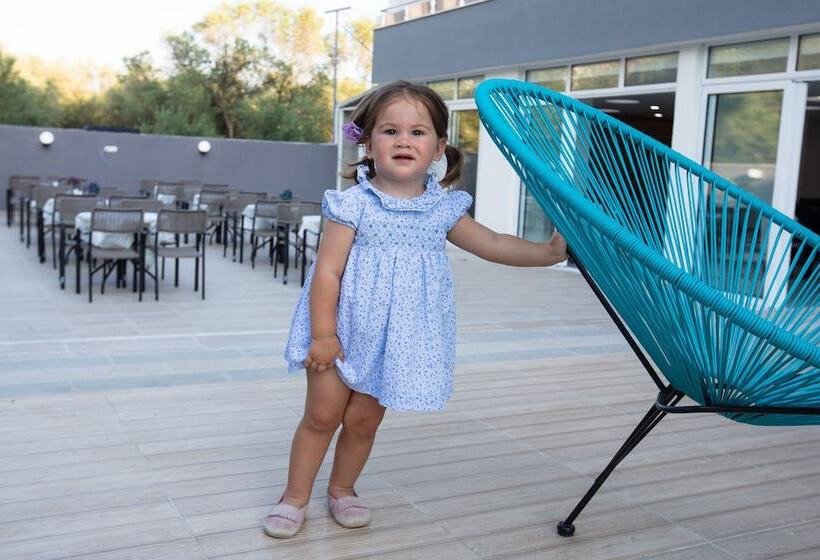 هتل Scandinavian Home Of Ulcinj