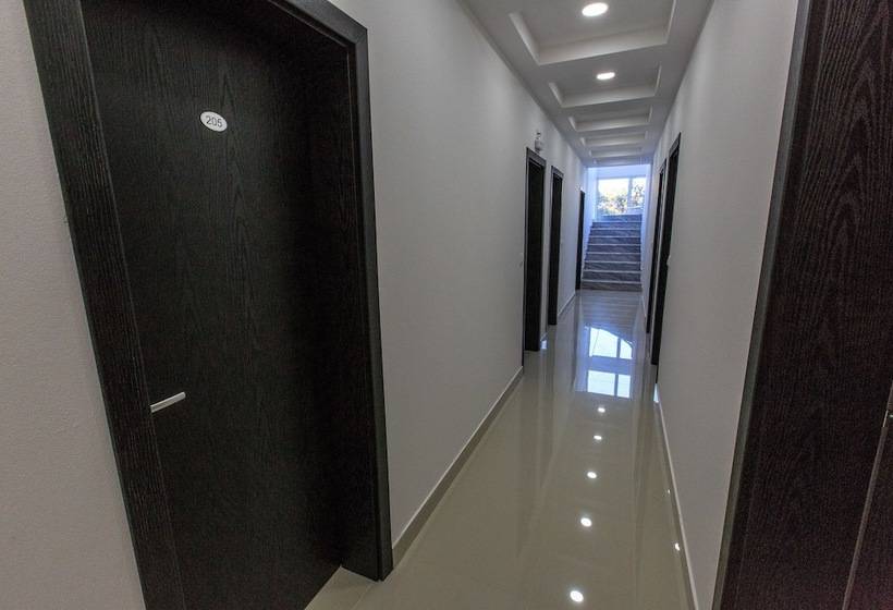 هتل Scandinavian Home Of Ulcinj