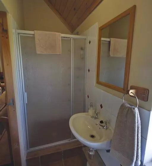 تختخواب و صبحانه Roosmarijn Guest House