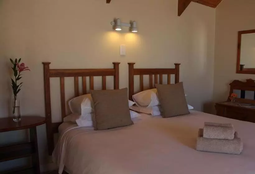 تختخواب و صبحانه Roosmarijn Guest House