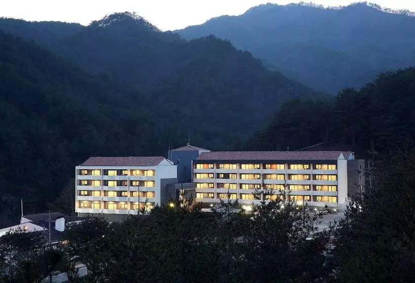 Lomakeskus Dukgu Oncheon Condo